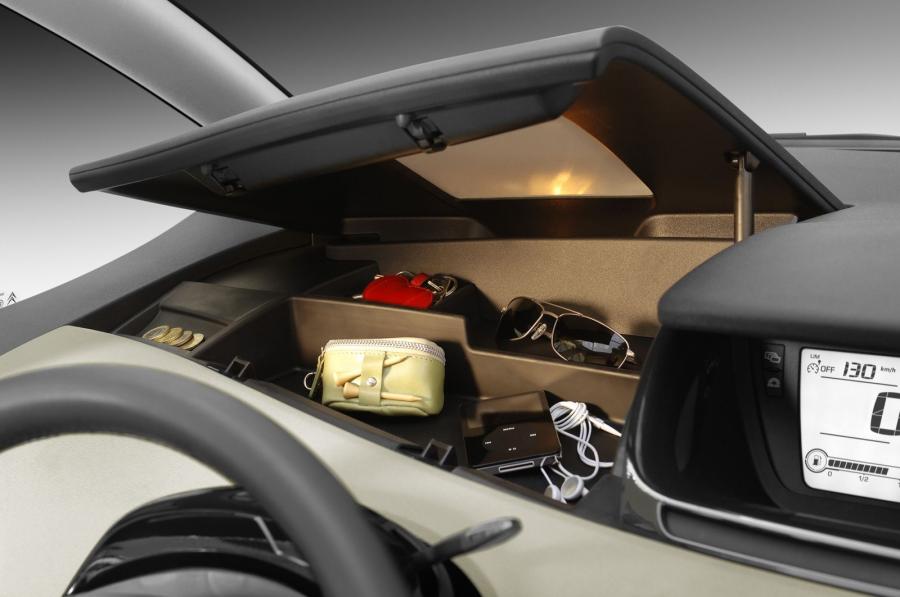 Citroen C4 Grand Picasso 2007 года  (фото 50 из 133)